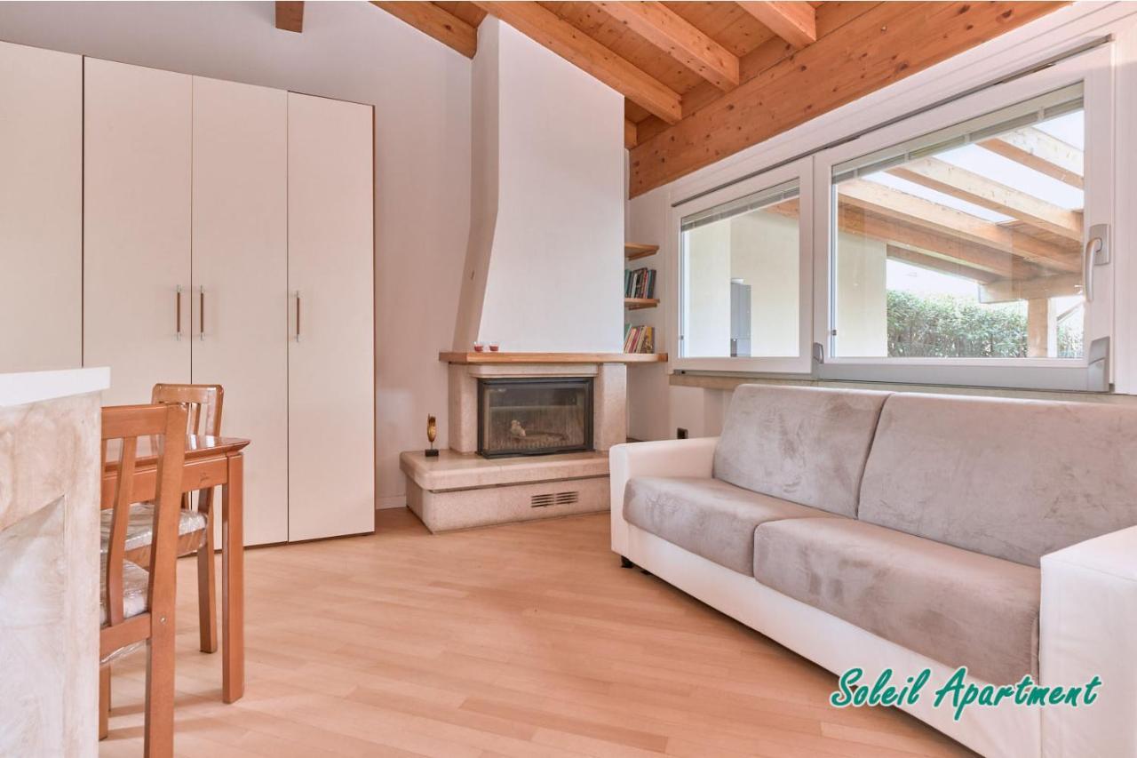 Casa Monique Apartments 데센자노델가르다 외부 사진