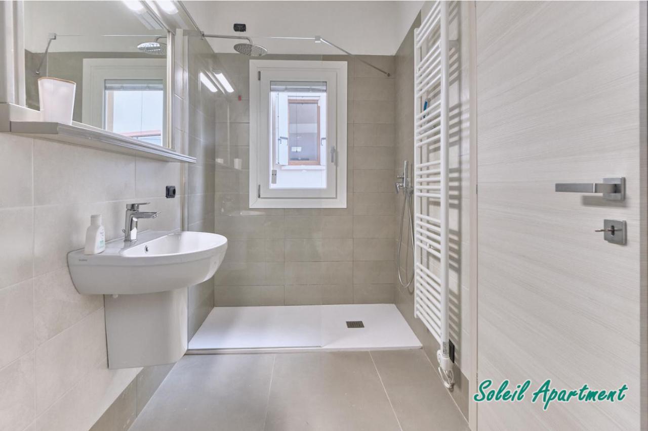 Casa Monique Apartments 데센자노델가르다 외부 사진
